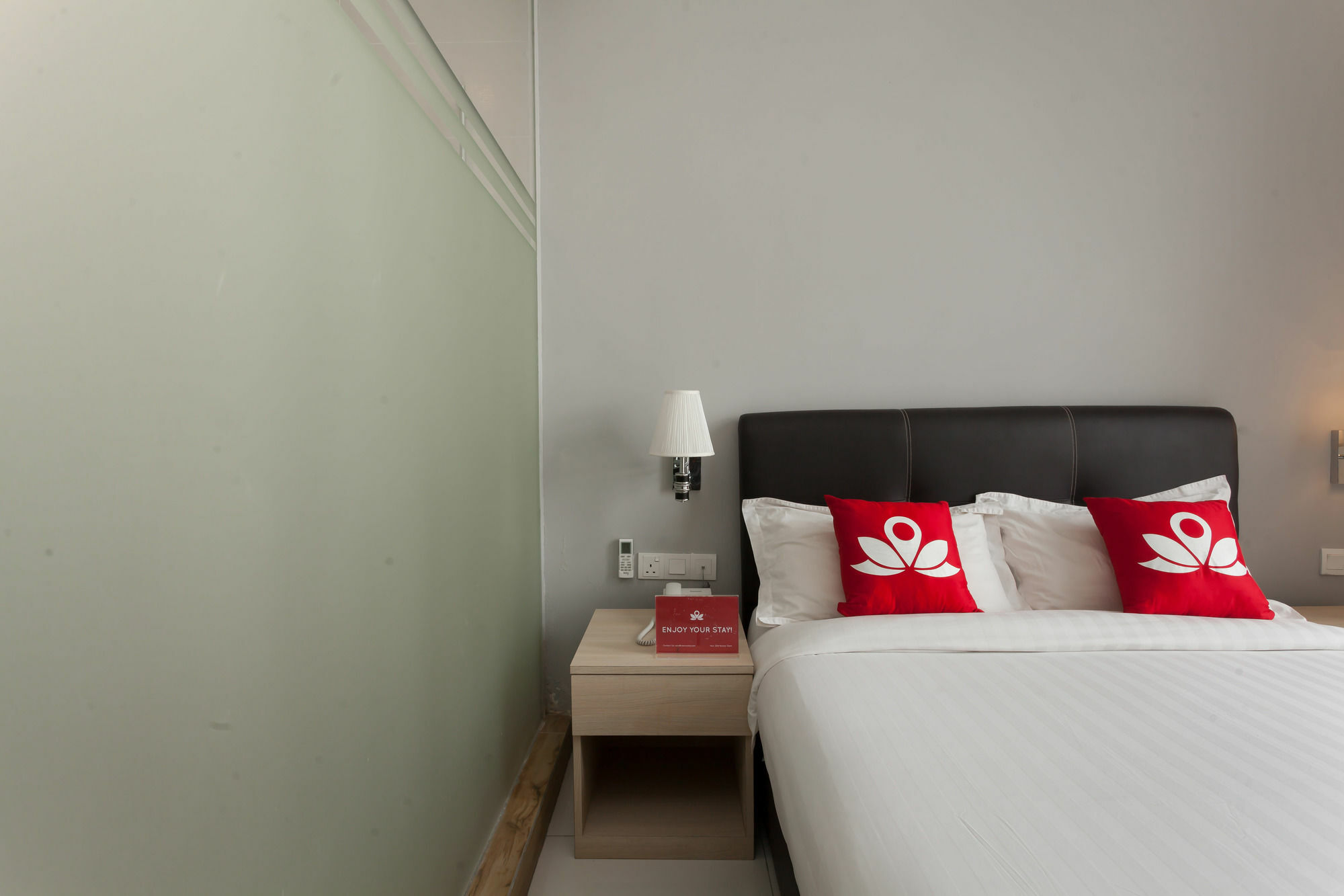 Zen Rooms Sungai Besi Kuala Lumpur Exteriör bild